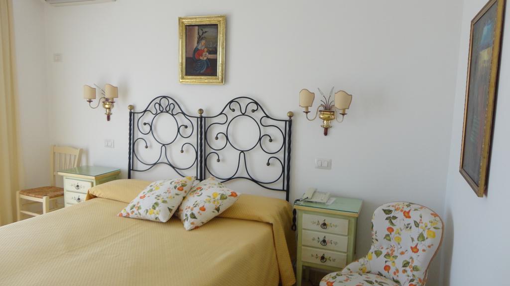 Hotel Villa Mora 贾迪尼-纳克索斯 外观 照片