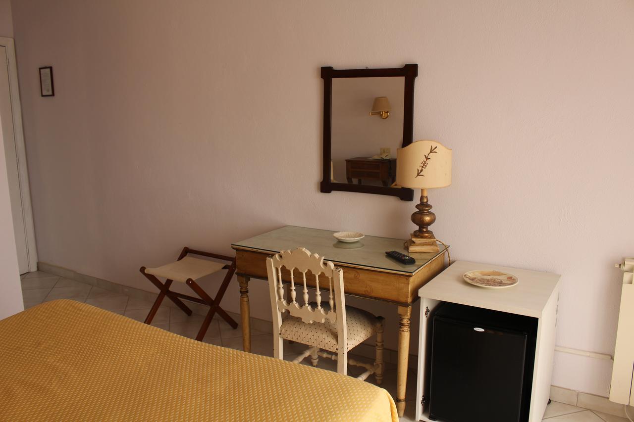 Hotel Villa Mora 贾迪尼-纳克索斯 外观 照片