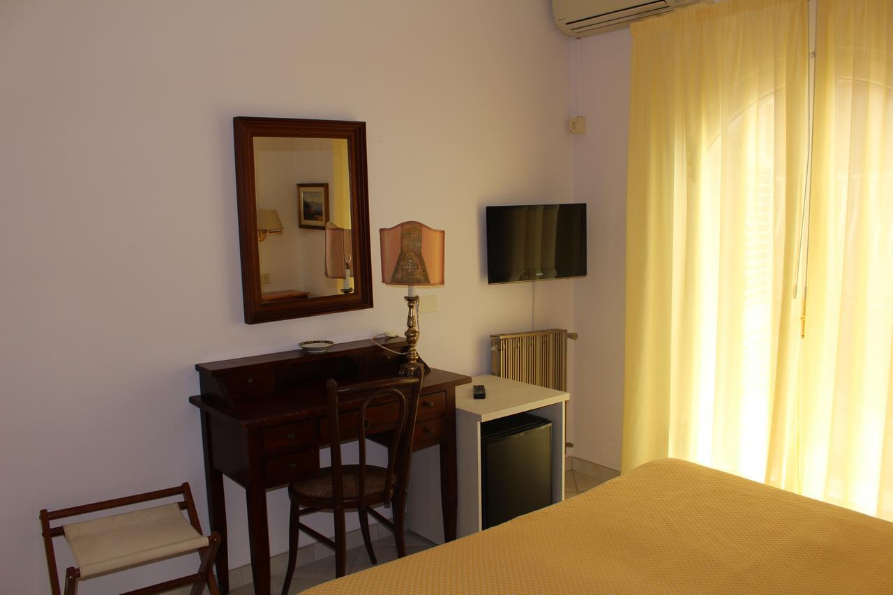 Hotel Villa Mora 贾迪尼-纳克索斯 外观 照片