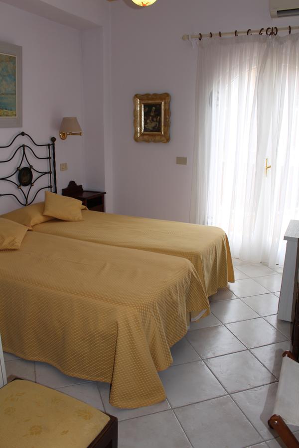 Hotel Villa Mora 贾迪尼-纳克索斯 外观 照片