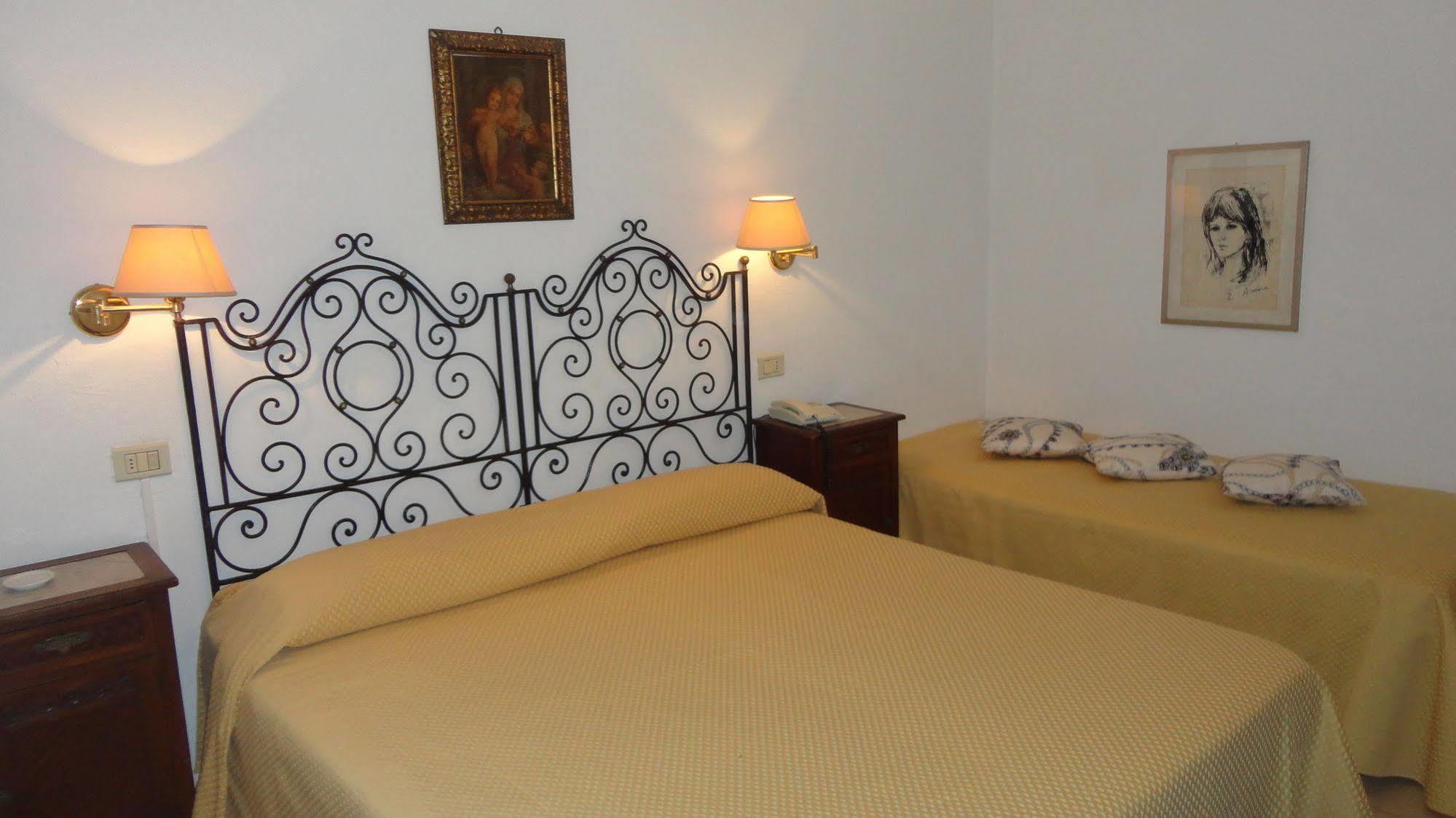 Hotel Villa Mora 贾迪尼-纳克索斯 外观 照片
