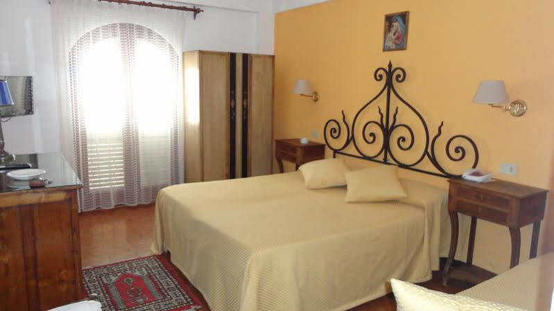 Hotel Villa Mora 贾迪尼-纳克索斯 外观 照片